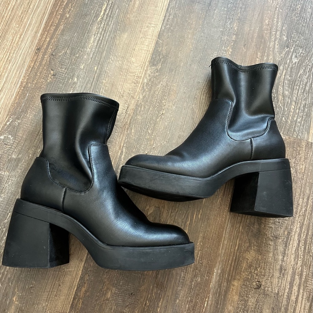 Black Chunky Heel Ankle Boots